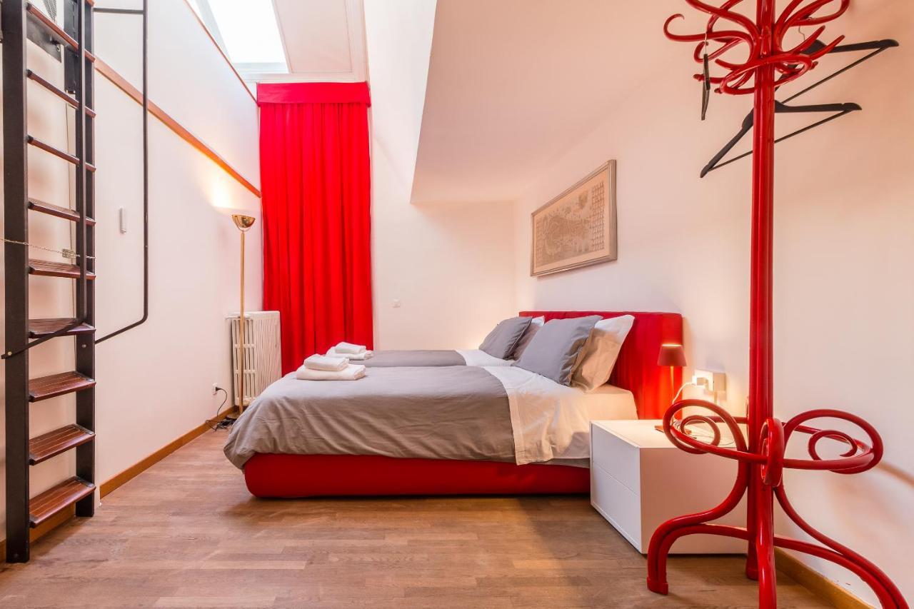 Red House Close To @Accademia Bridge Venise Extérieur photo