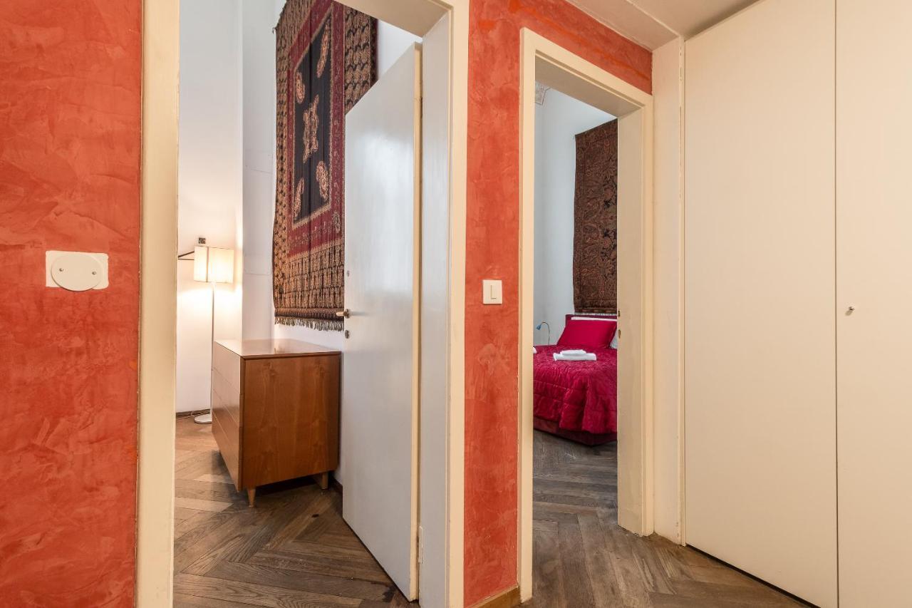 Red House Close To @Accademia Bridge Venise Extérieur photo