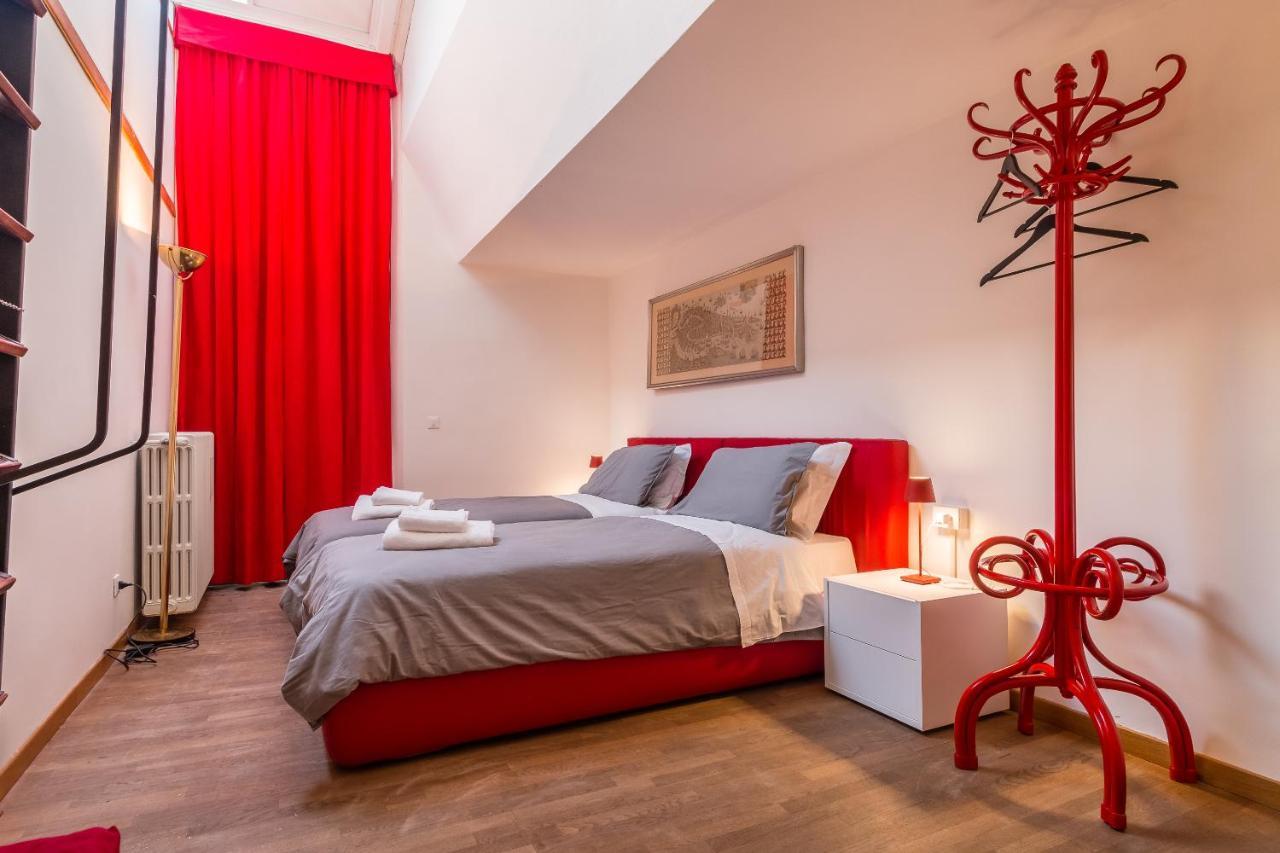 Red House Close To @Accademia Bridge Venise Extérieur photo